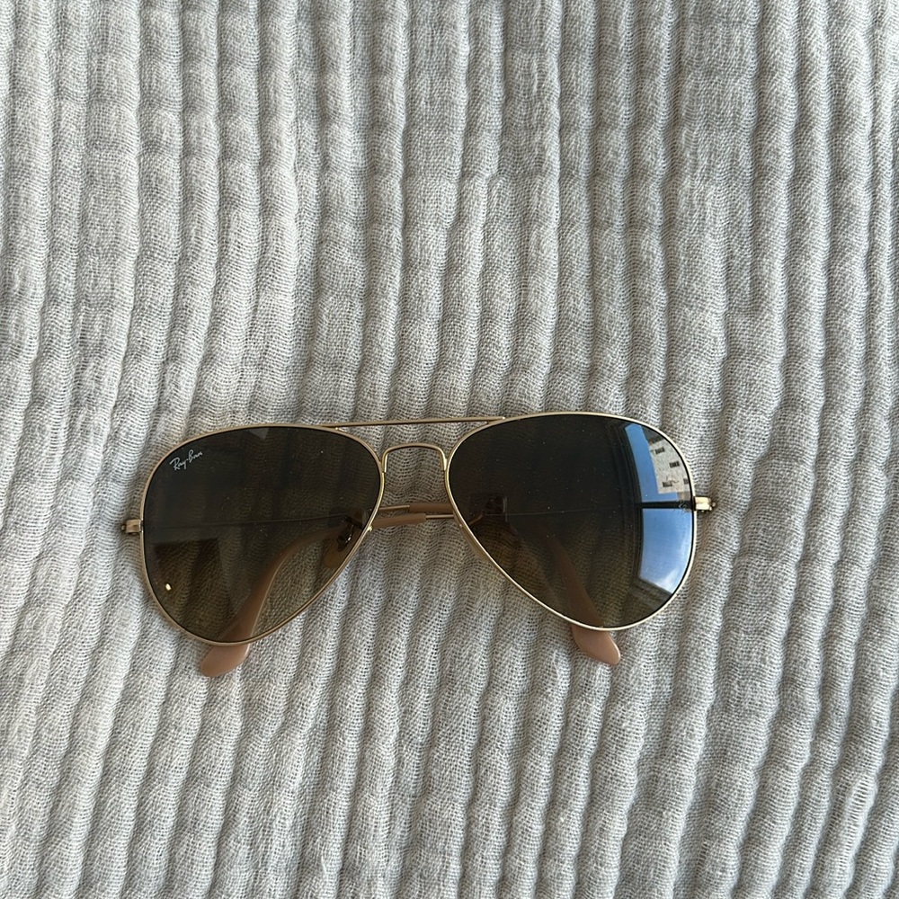 Ray Bans Aviator Sunglasses